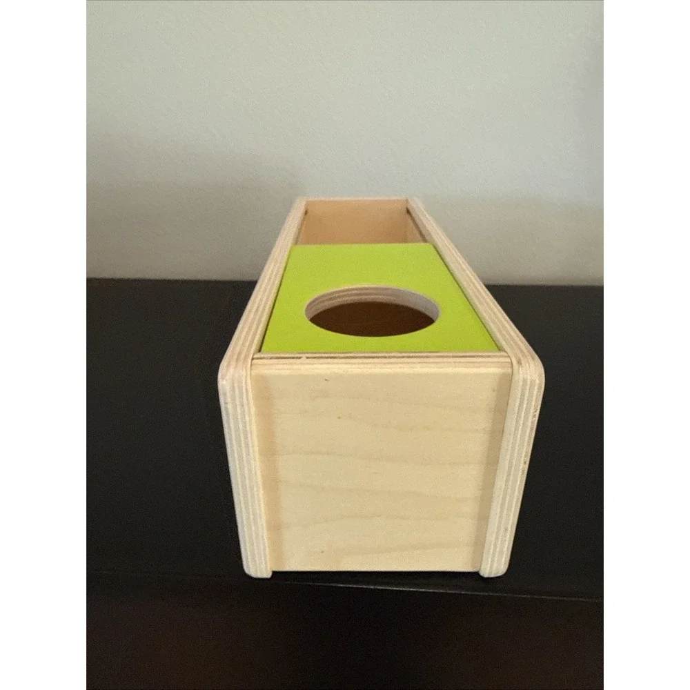Lovevery wooden sliding top‎ box (w 1 Ball) thinker play kit montessori
